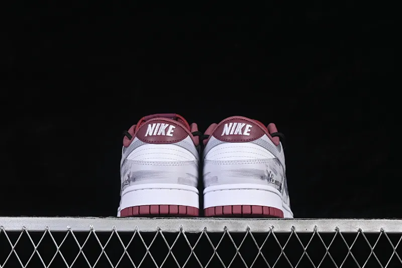 All categories Nk SB Dunk Series Nk SB Dunk Low High-end customized low-top sneakers Nike SB Dunk Low straps Anniversary high-end customized low-top casual sneakers DV0833-112